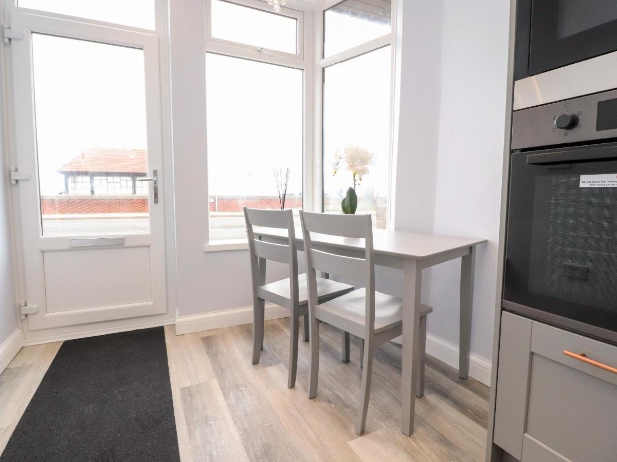 Ferry View Apartman Fleetwood Kültér fotó
